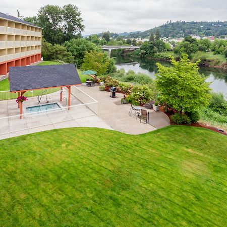 Holiday Inn Express Roseburg By Ihg Kültér fotó